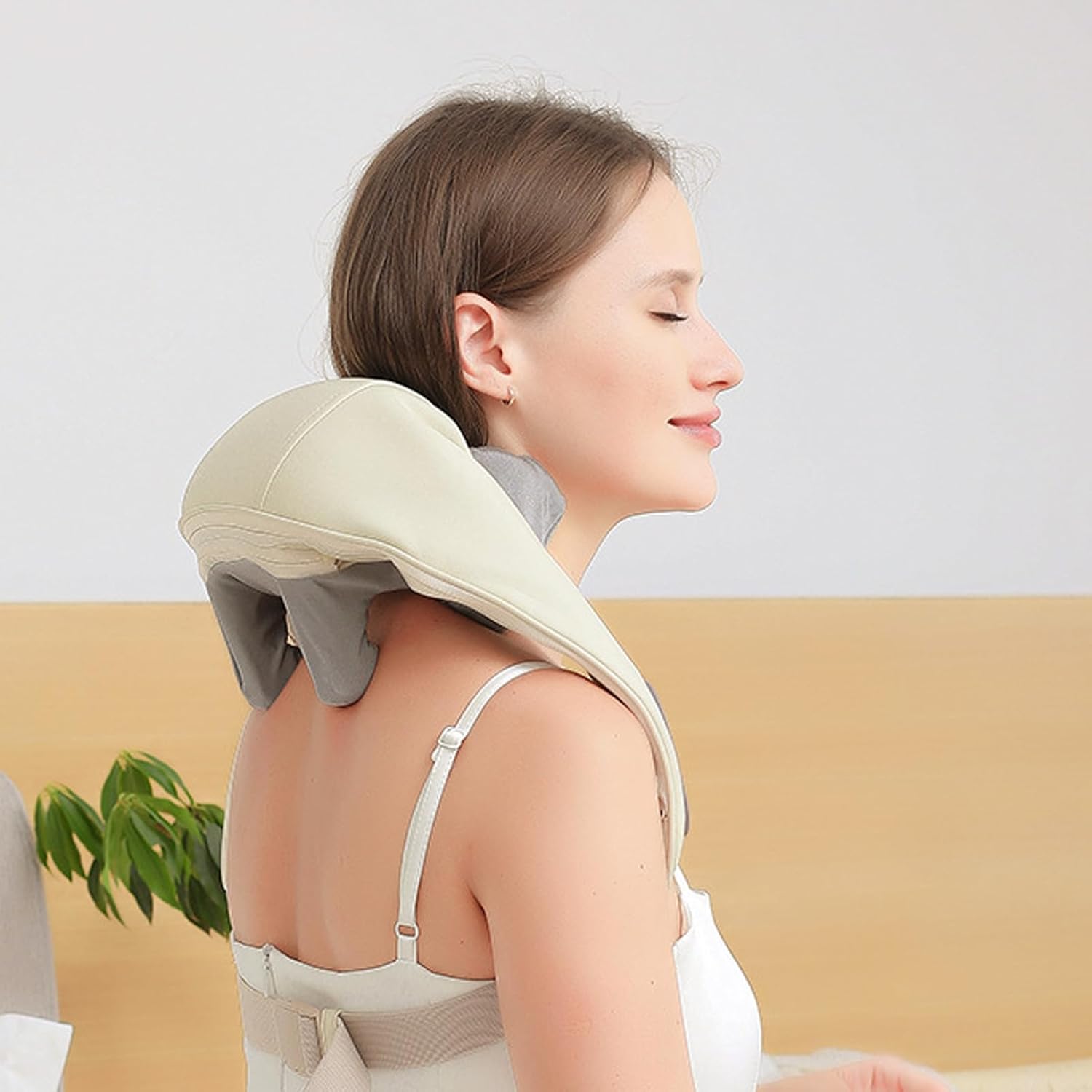 Dreammery Shiatsu "RelaxHeat" Neck and Back Massager